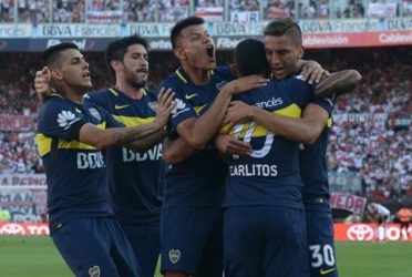 Boca lo dio vuelta y se quedó con el Superclásico