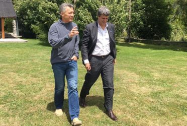 Macri le dio la despedida a Prat Gay en Villa La Angostura