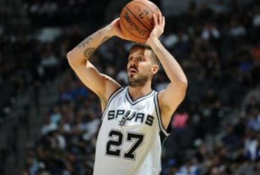 San Antonio Spurs despidió a Nicolás Laprovittola