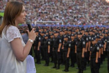 Vidal anunció bono de $2500 para policías de la calle y penitenciarios 1