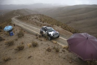 Se supendió la sexta etapa del Dakar por malas condiciones climáticas