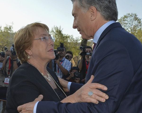 Macri se reunió con Bachelet encabezaron el acto por el bicentenario de la Batalla de Chacabuco