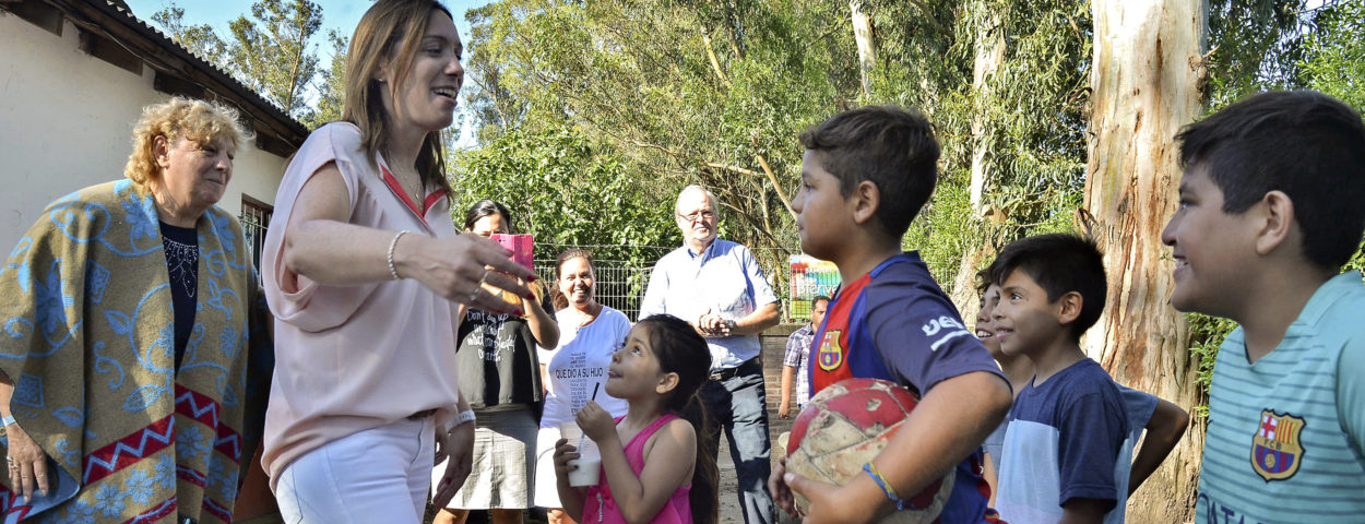 Vidal recorrió Pinamar, Villa Gesell y Mar del Plata 4