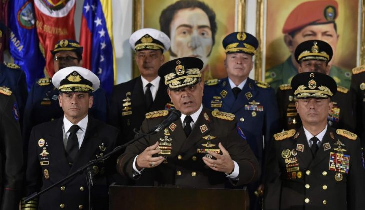 Fuerzas Armadas venezolanas apoyan a Nicolás Maduro